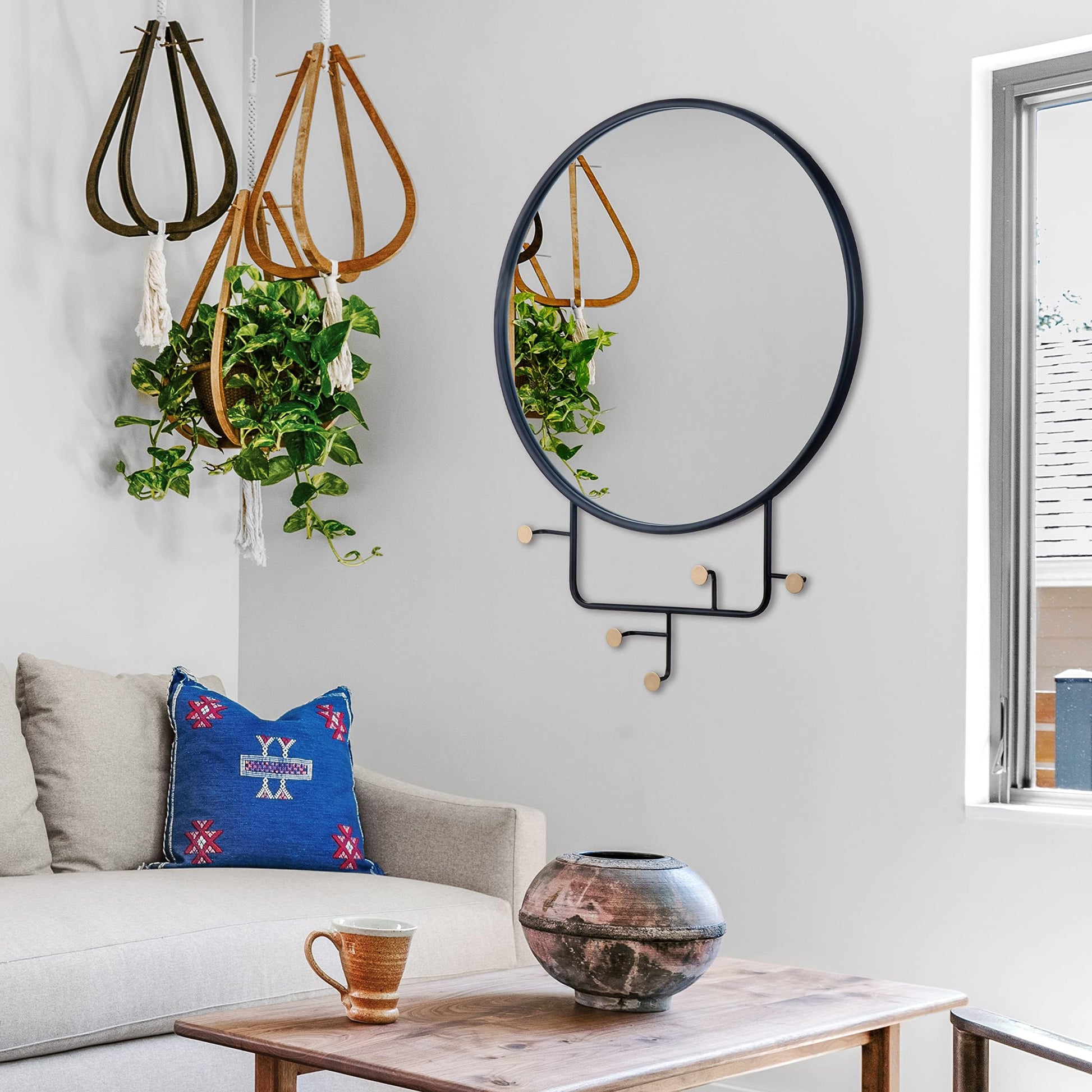 MAGHJI Modern Round Wall Mirror with Metal Frame and Decorative Hooks, Diameter 50 cm, Black.