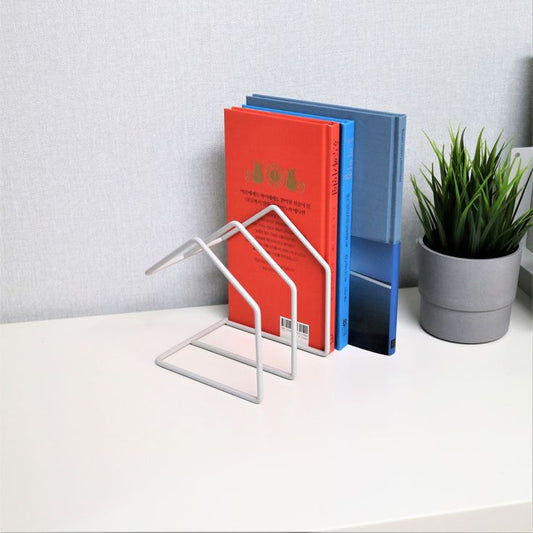 Minimalist Metal Bookend – Geometric Design